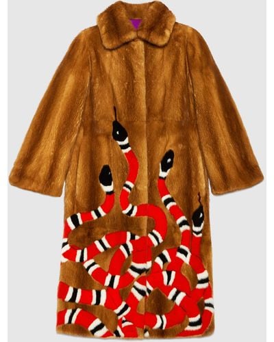 Gucci white deals fur coat